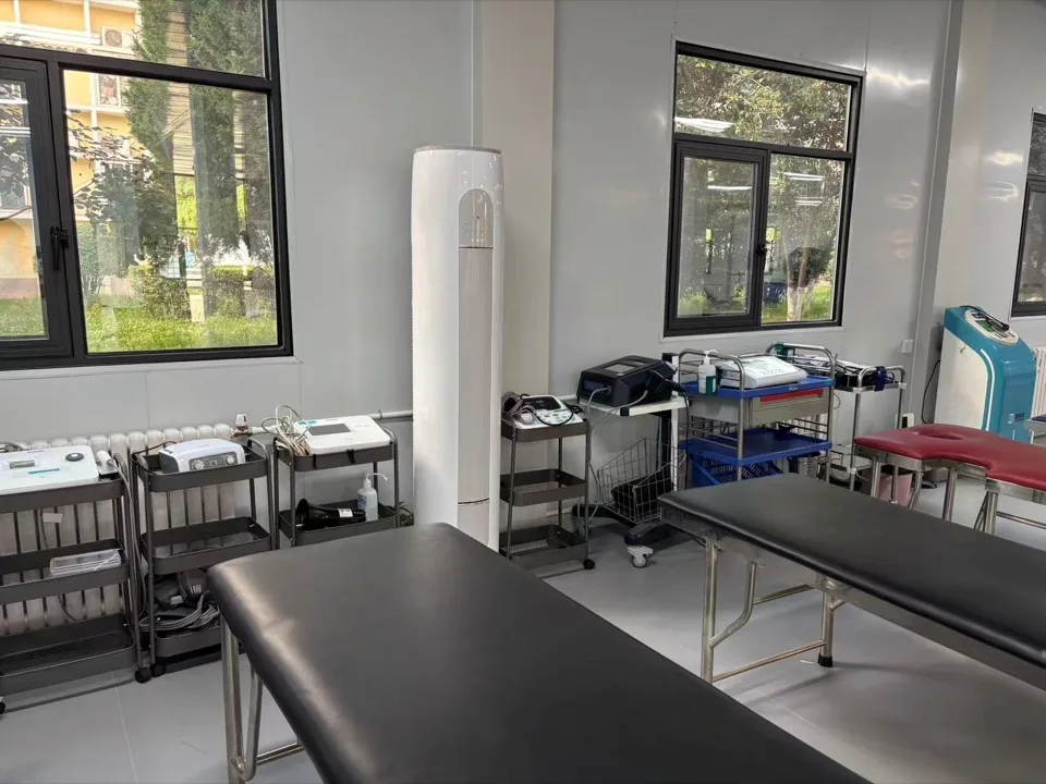 Physical therapy treatment area